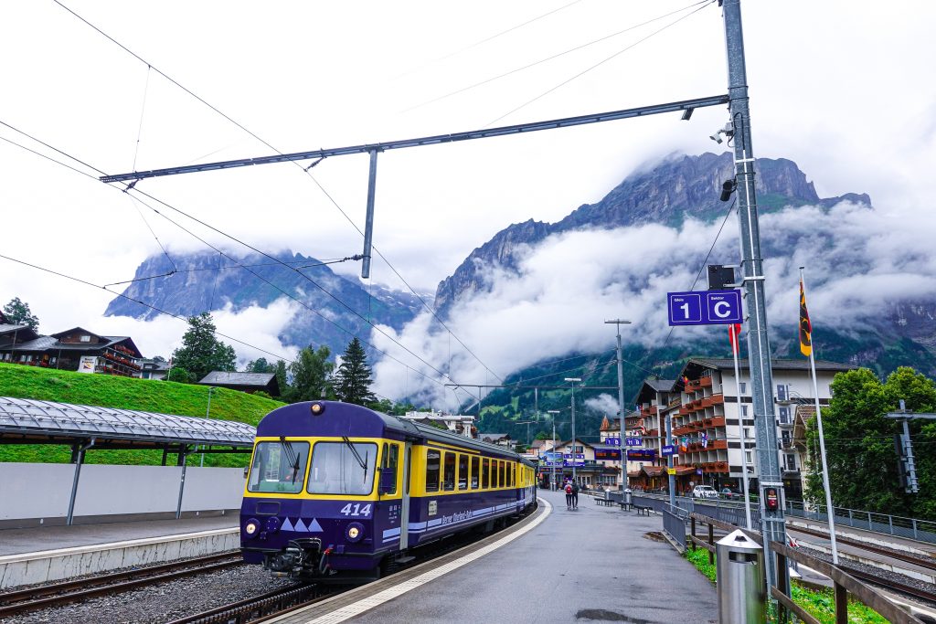 5 jenis transportasi di switzerland