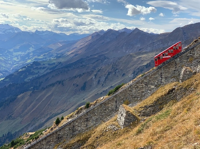 5 jenis transportasi di switzerland