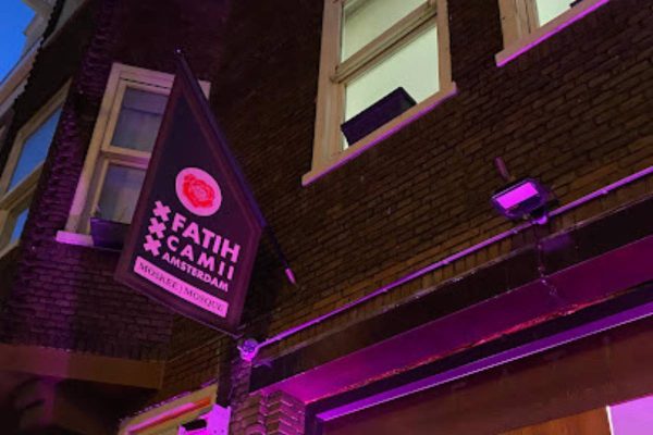 Panduan Menemukan Masjid ISN Fatih Moskee di Amsterdam, Belanda